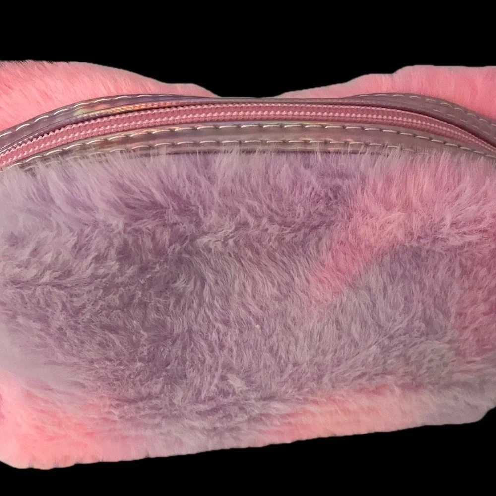 Kensie Pink Furry LOVE Cosmetic Bag Gift Set